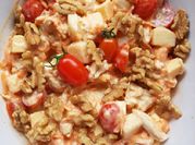 Una foto de ensalada golf