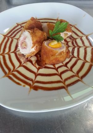 Una foto de Pechugas a la cordon blue