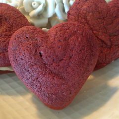 A picture of Chocolate Chip Red Velvet Whoopie Pies.