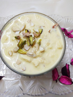पनीर की खीर (Paneer ki Kheer recipe in Hindi) रेसिपी मुख्य फोटो