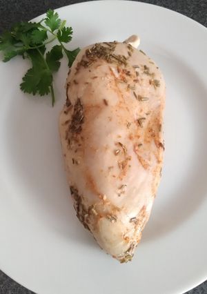 Una foto de Pechuga de pollo al romero