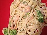 Garlic Shrimp with Broccoli and Pasta