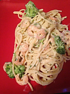 A picture of Garlic Shrimp with Broccoli and Pasta.