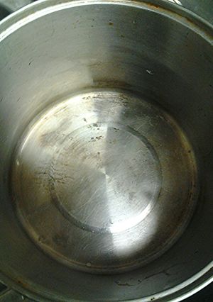 A picture of Burnt pot or pan remedy.