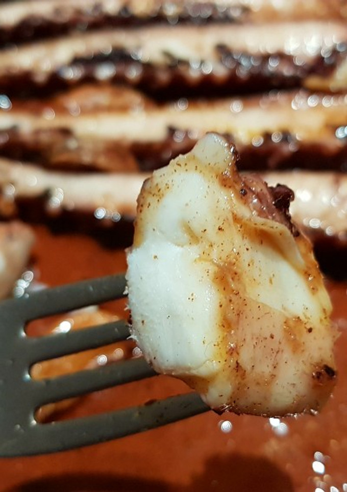 Una foto de Patas de Calamar fritas al ajillo con pimentón