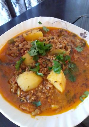 A picture of Aloo Qeema 🍲🍲🍲.