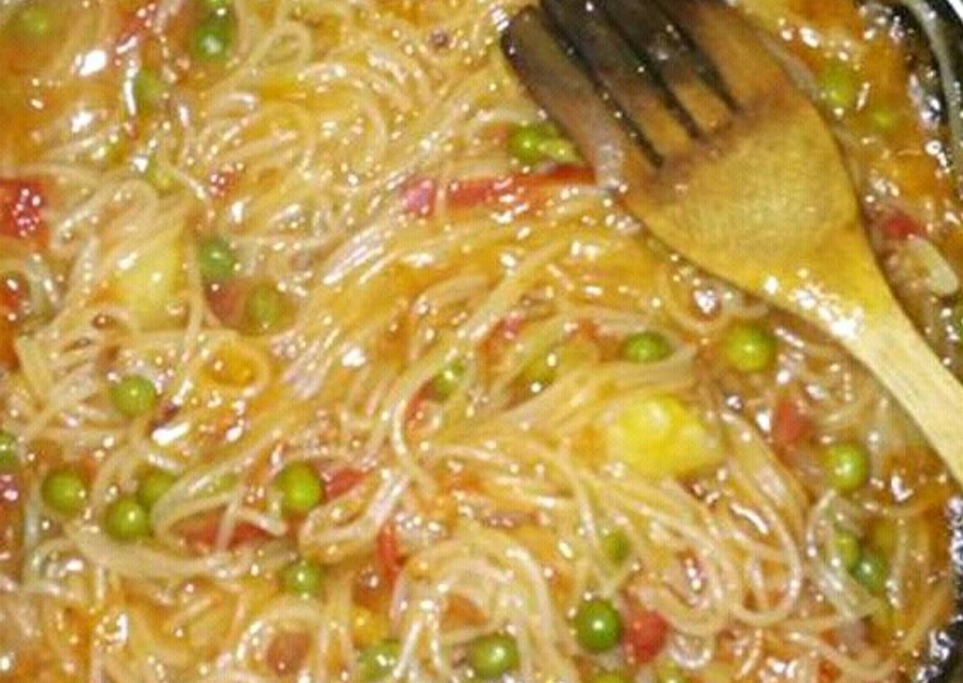 Fried spaghetti