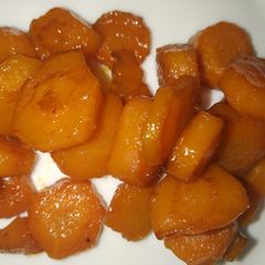 A picture of Honey glazed orange carrot.
