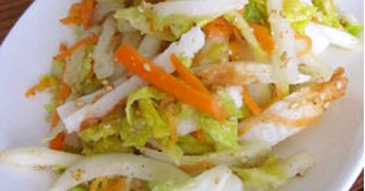 Chinese Cabbage and Chikuwa Tossed in a Refreshing SesameVinegar