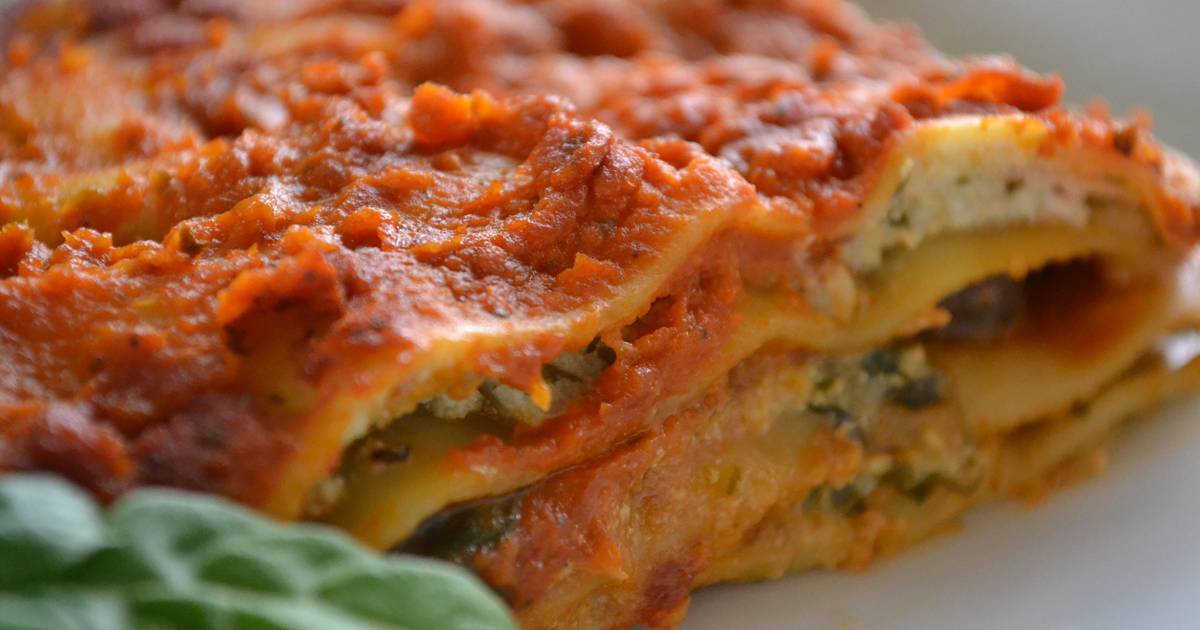Spinach, Mushroom & "Ricotta" Lasagna