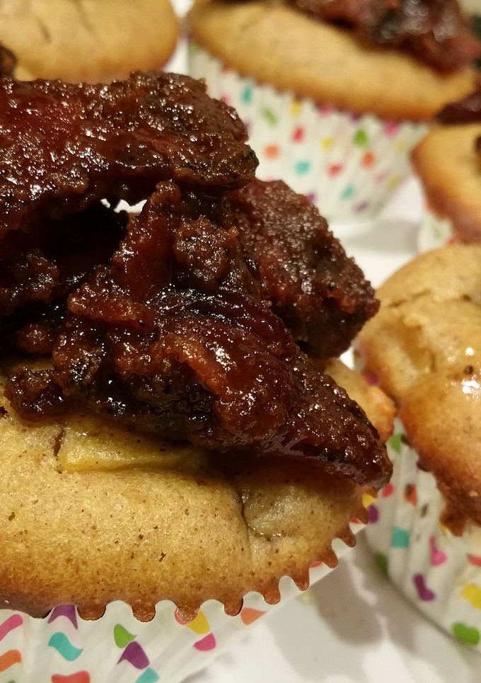 A picture of Maple Bourbon Bacon Apple Muffins.