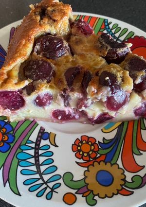 Une photo de Clafoutis avec des cerises 🍒 de Céret