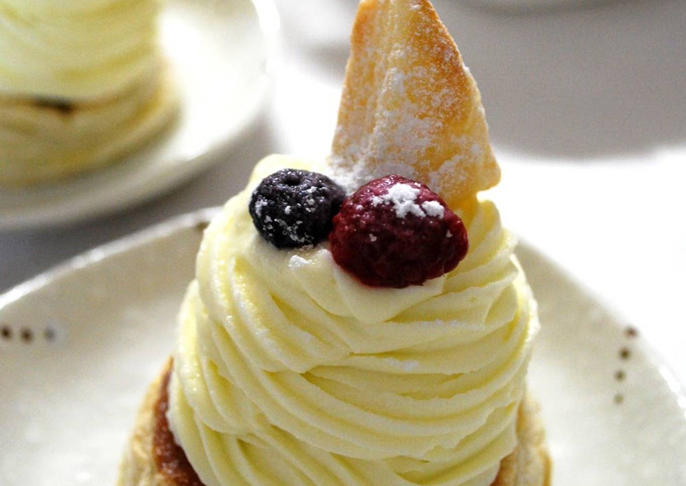 Blueberry No-Bake Cheese Pies