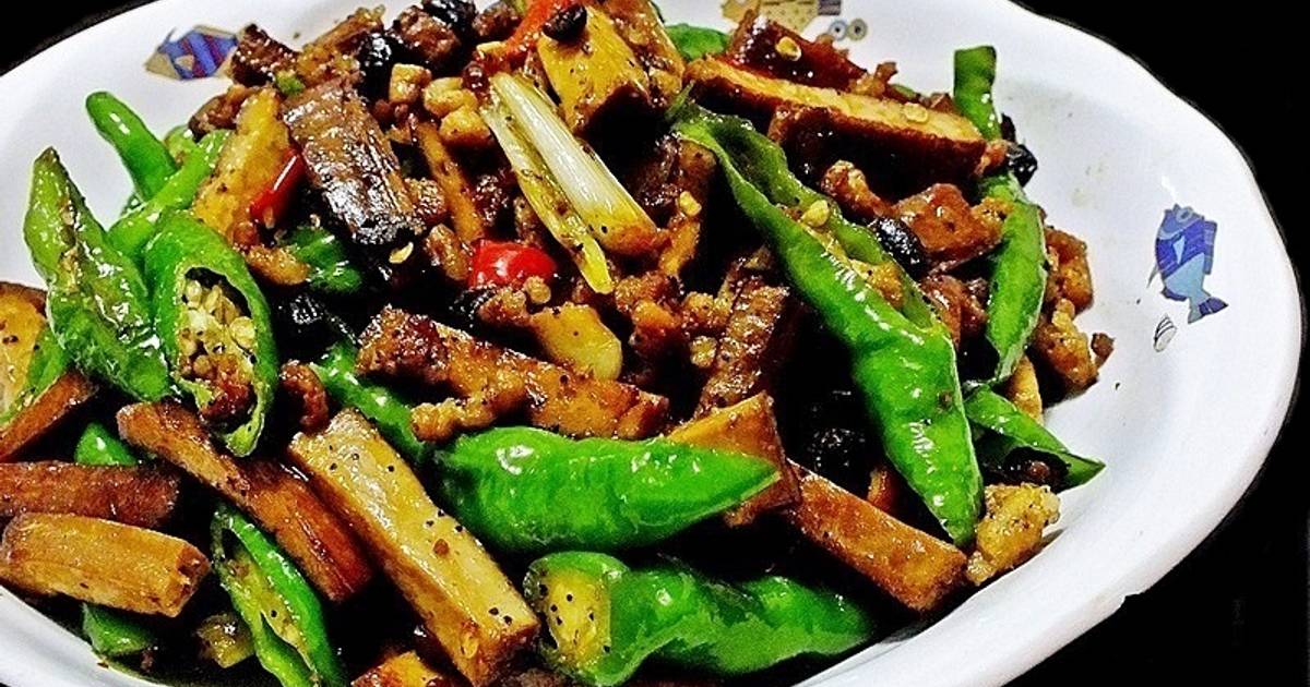 香辣青龍椒炒豆干食譜與作法by 我的廚房新花樣 Cookpad