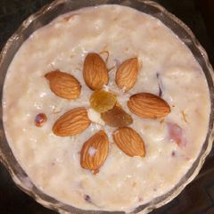 A picture of Gur ki kheer{Jaggery}.