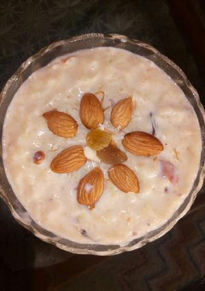A picture of Gur ki kheer{Jaggery}.