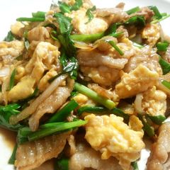 A picture of Pork Belly and Garlic Chives in Japanese-style Scrambled Eggs.