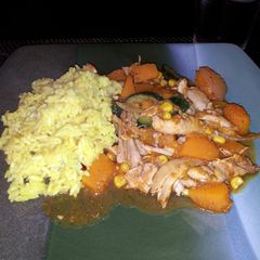 A picture of Calabaza con Pollo.
