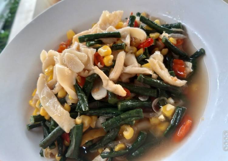Resep Oseng kacang panjang jamur jagung yang Enak Banget