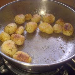 A picture of Flambe'ed potatoes!!.