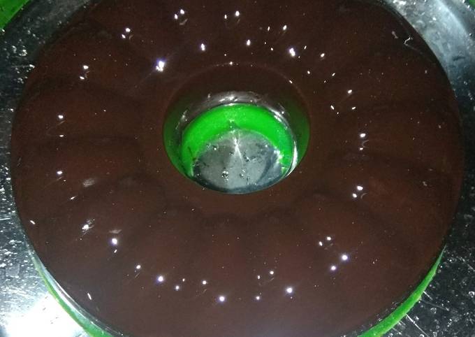 Puding Lapis Chocolatos Pandan