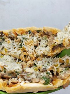 Foto resep Pizza Homemade topping ayam jamur (with teflon no oven) #1