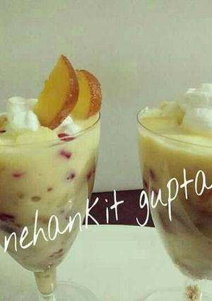 A picture of Gulab jamun custard pudding.
