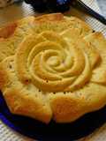 Dolce con panna yogurt e pere