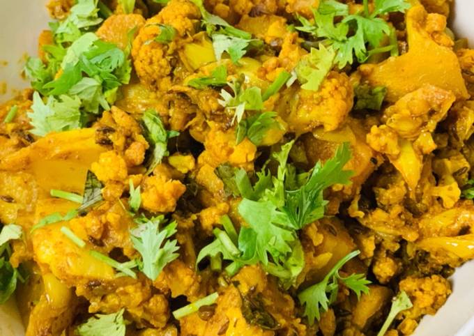 Easiest Way to Prepare Eric Ripert Dry vegetable with Cauliflower and potato