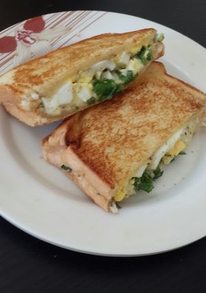 ચીઝ સેન્ડવિચ(Cheese Sandwich Recipe in Gujarati) રેસીપી મુખ્ય ફોટો