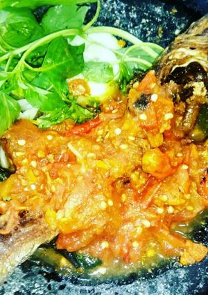Foto resep Sambel layah lele+lalapan