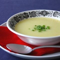 A picture of Leek & Potato Soup.
