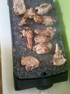Una foto de Chuletillas de cordero a la plancha