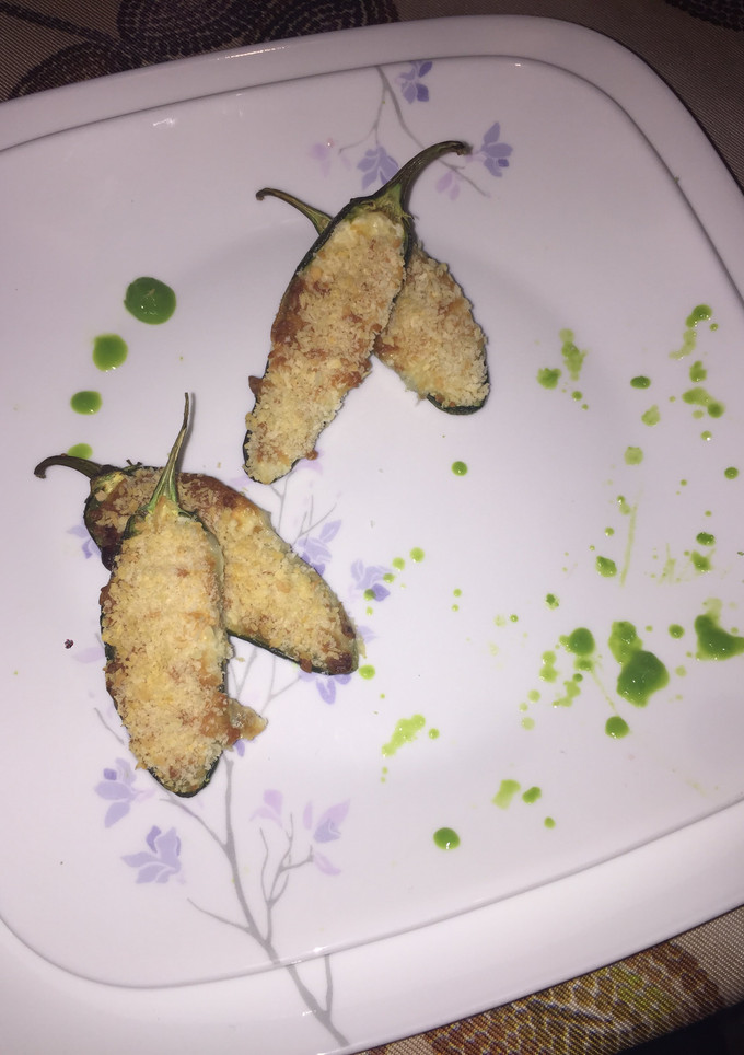 A picture of Cheesy Jalapeno Poppers.