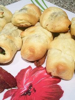 A picture of Beefy Bacon Rolls.