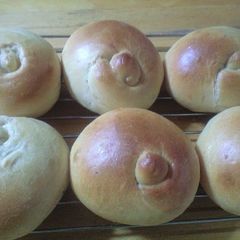 A picture of Kneaded in a Bread Machine: Brown Sugar Bread & Brown Sugar-Kinako Bread.