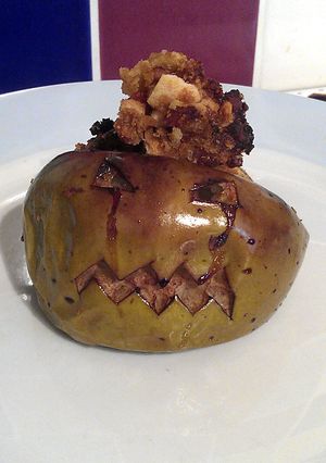 A picture of Vickys Halloween Shrunken Heads with Exploding Brains!.