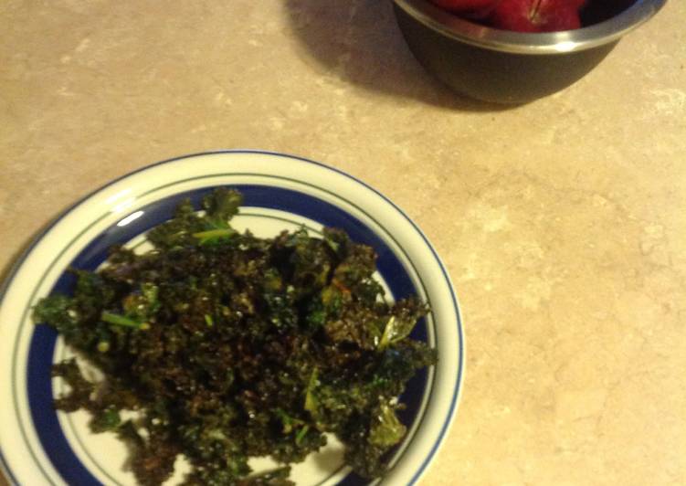 Recipe of Speedy Kale Chips