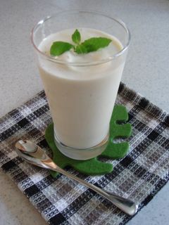 A picture of Cafe-style Banana Juice.