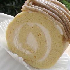 A picture of Mont Blanc Roll Cake.