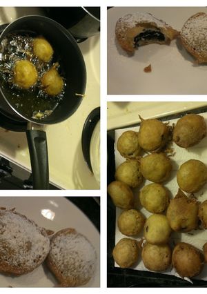 A picture of Deep Fried Oreos.