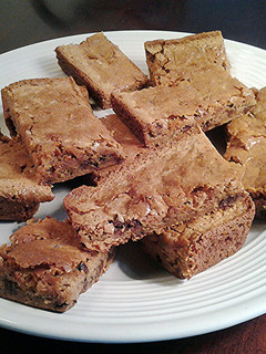 A picture of Graham Chip Brownie Bars.