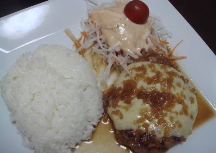 Simple Way to Prepare Quick My Family&#39;s Restaurant-Style Hamburger Steak