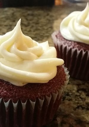 A picture of Red Velvet Cupcakes.