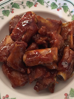 A picture of Honey-Glazed Pork Ribs.