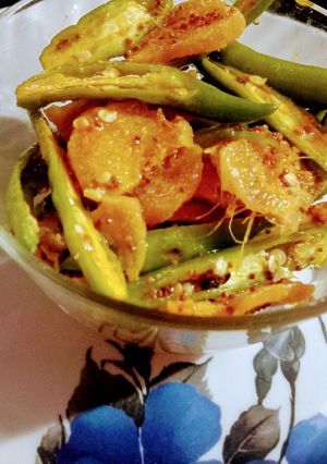 अदरक हरी मिर्च का आचार (Adrak hari mirch ka achar recipe in Hindi) रेसिपी मुख्य फोटो