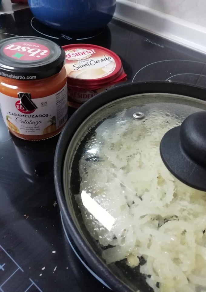 Una foto de Salsa de queso y calabaza 🧀🎃
