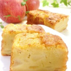 A picture of Extravagant Double Apple Cake.