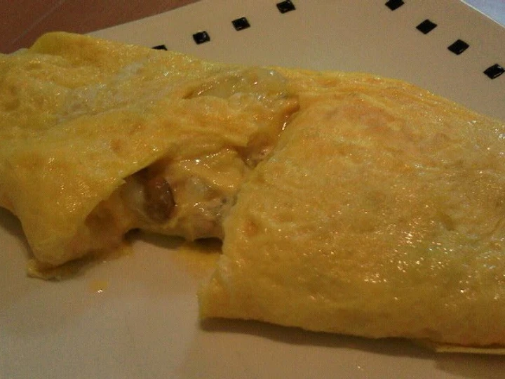Easy Way Make Omelet Filled with Natto, Tuna and Mayonnaise the  Makes Drooling So Delicious