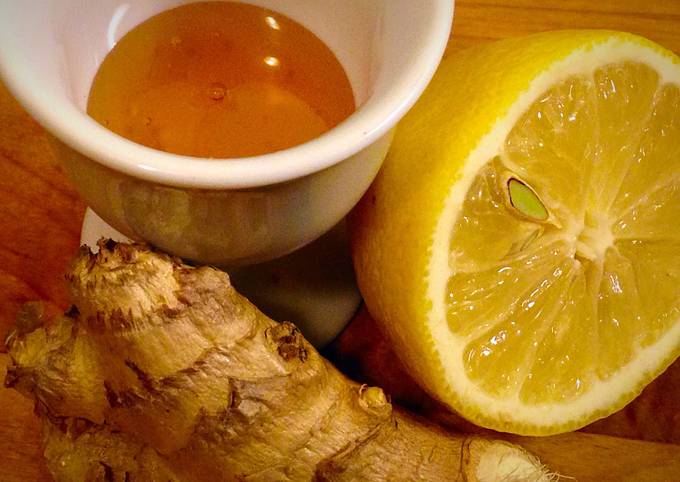 Lemon Ginger Honey Tea (for A Cold)